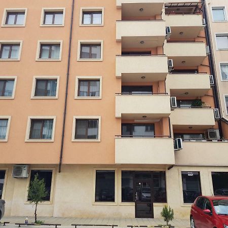 Хепи Апартмънтс Plovdiv Exteriör bild