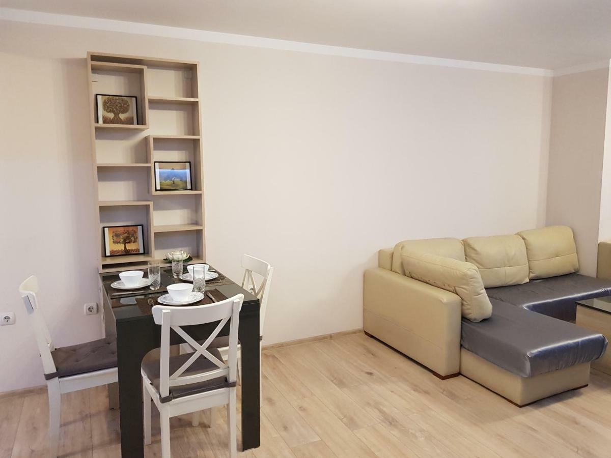 Хепи Апартмънтс Plovdiv Exteriör bild