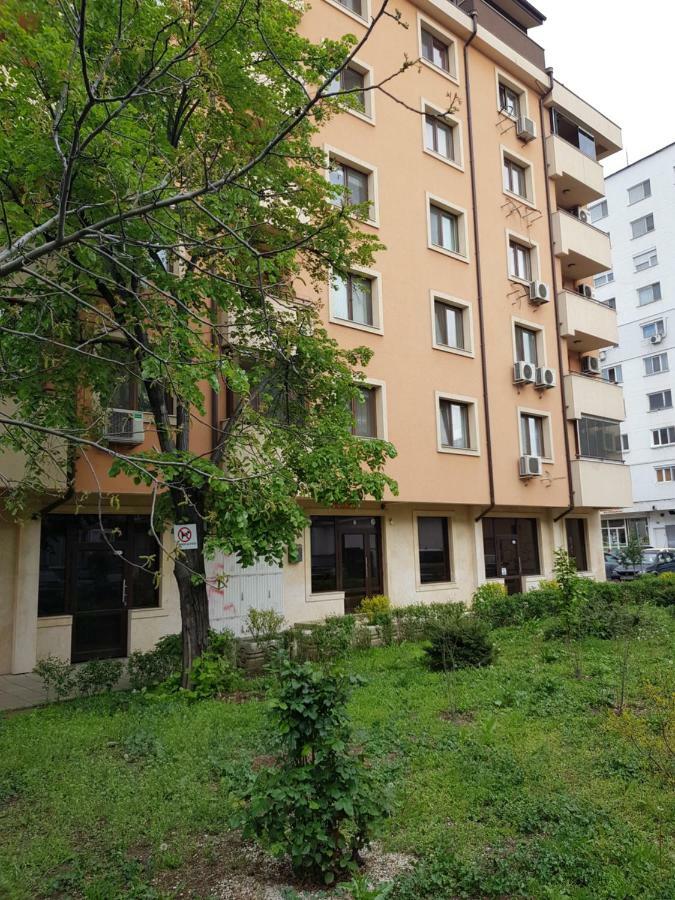 Хепи Апартмънтс Plovdiv Exteriör bild